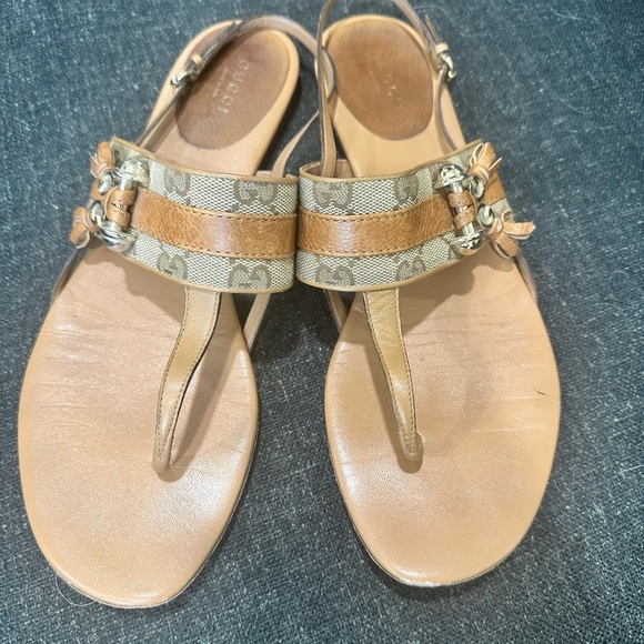 Gucci Tan and Brown Sandals - Picture 1 of 3